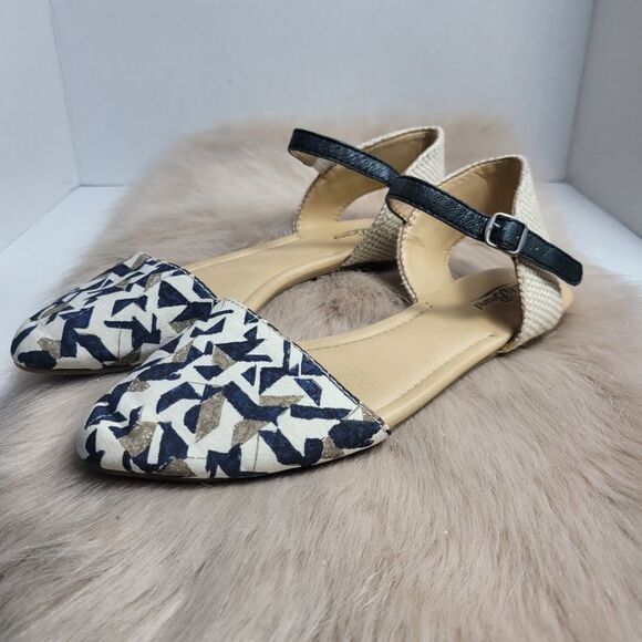 Lucky Brand Abbee Women's Flat Shoes - Picture 1 of 7